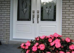 double-doors-white-with-plated-black-chrome-caming